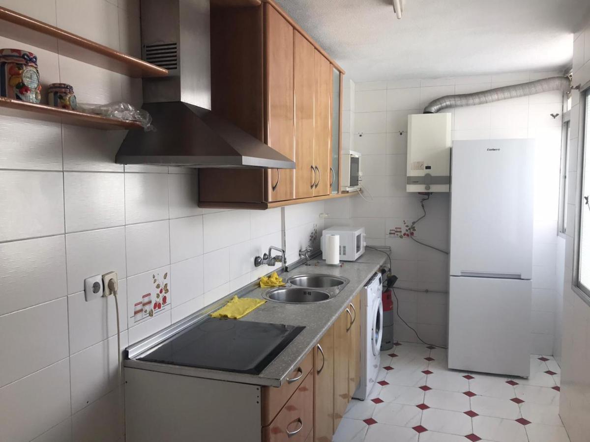 Апартаменты 4 Dorm Cerca De Playa Y Centro Ciudad Малага Экстерьер фото